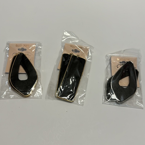 Blossom (Set of 3) Black Earrings Two Gold trim & one silver trim New in Package - Picture 10 of 16